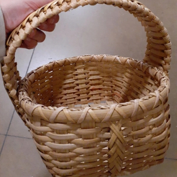 Wicker basket - Picture 2 of 2